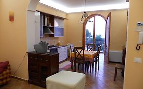 CASA VACANZE la VERANDA SU MOTHYA
